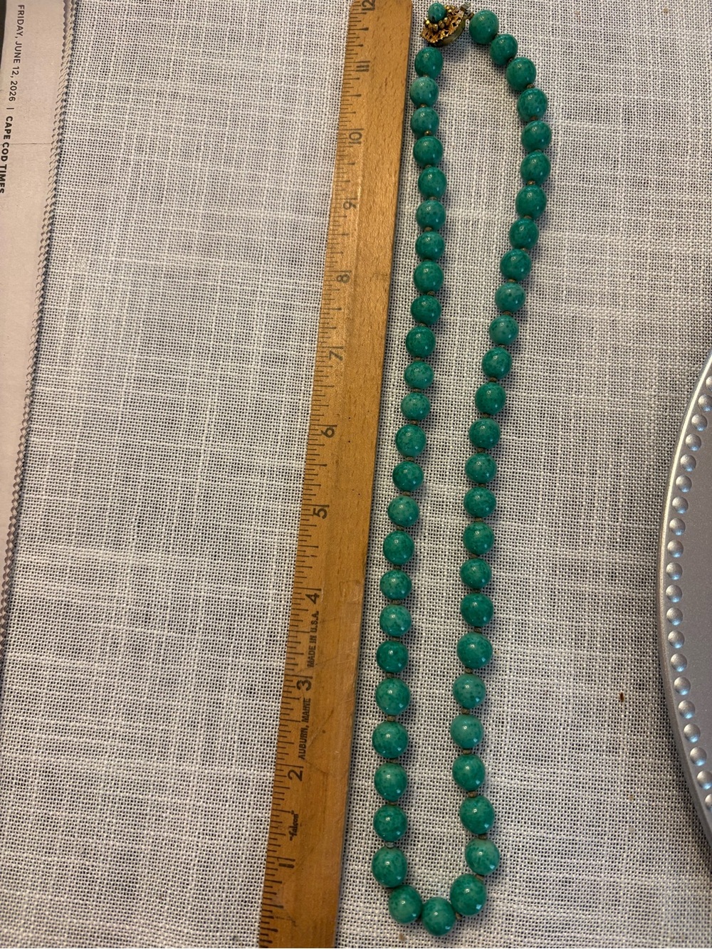Miriam Haskell Vintage Green Speckled Glass Beaded Necklace. Hand Knotted. - Picture 7 of 7